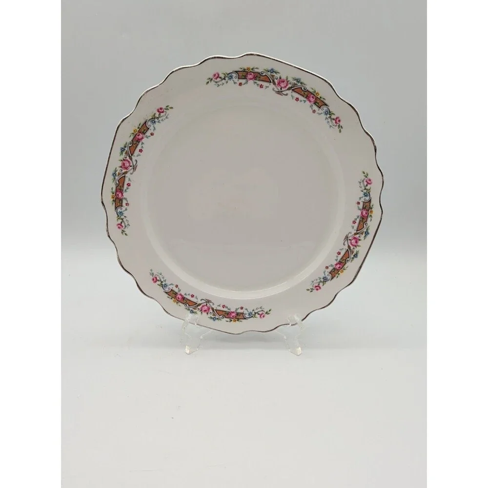 Beautiful W S George Lido Dinner Plate White Scalloped With Silver Rim 1940’s